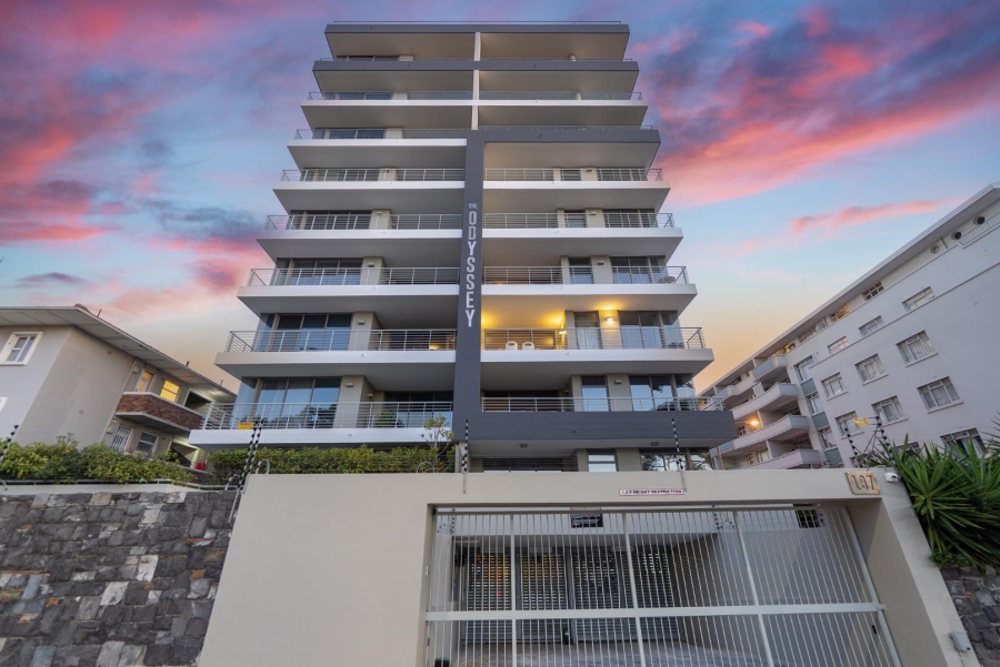 2 Bedroom Property for Sale in Green Point Western Cape